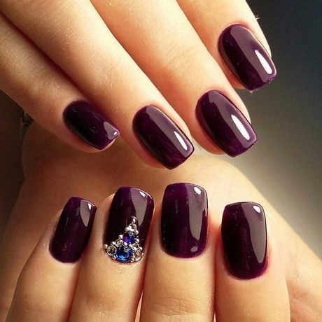 dark-purple-nails-47_14 Unghiile violet închis