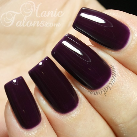 dark-purple-nails-47_16 Unghiile violet închis