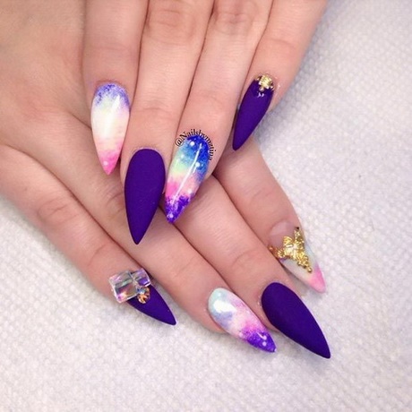 designs-for-pointy-nails-57_15 Modele pentru unghii ascuțite