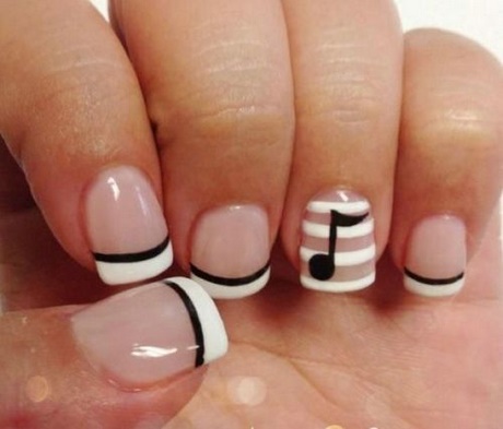 easy-and-cute-nail-designs-for-short-nails-13_19 Ușor și drăguț modele de unghii pentru unghii scurte