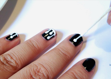 easy-toothpick-nail-designs-10_2 Design ușor de unghii scobitoare