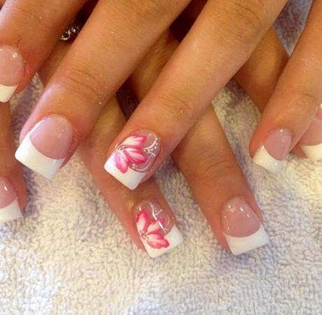 french-nails-with-flowers-08_4 Unghiile franceze cu flori
