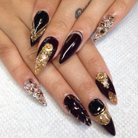 gold-and-black-stiletto-nails-12_10 Aur și negru stiletto Cuie