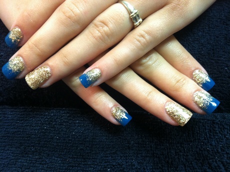 gold-and-blue-nails-98_15 Aur și unghii albastre