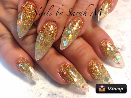 gold-glitter-pointy-nails-87_13 Unghii ascuțite cu sclipici de aur