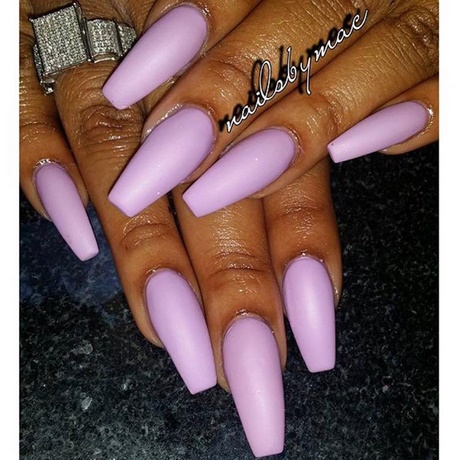 light-purple-matte-nails-46_19 Unghii mată violet deschis