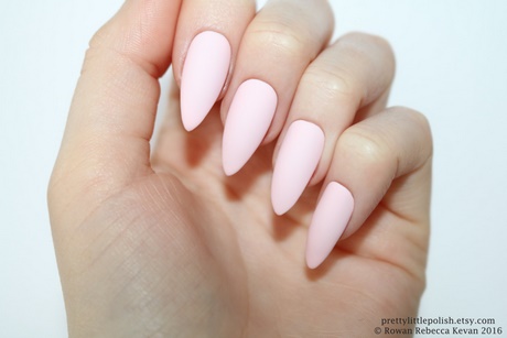 matte-pink-stiletto-nails-24_17 Unghii stiletto roz Mat