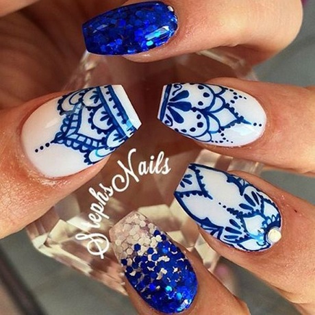 nail-art-blue-white-70_7 Nail art albastru alb