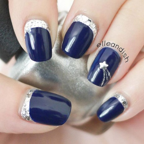 nail-art-designs-in-blue-and-silver-04_18 Nail art designs în albastru și argintiu