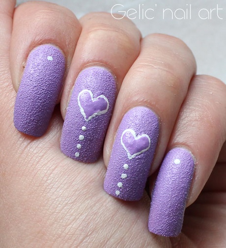 nail-art-purple-and-white-04_3 Nail art violet și alb
