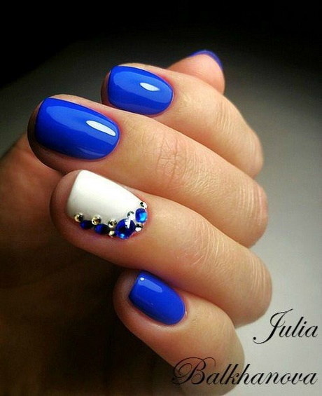 nail-art-white-and-blue-00_3 Nail art alb și albastru