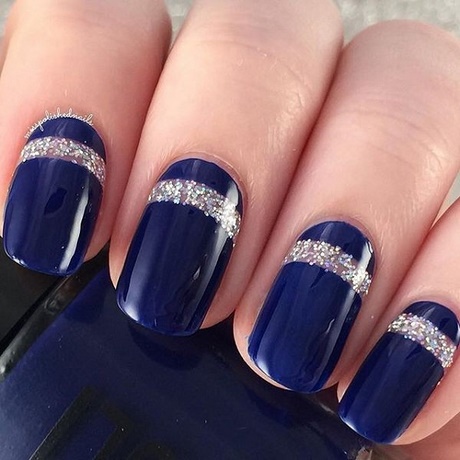 nail-designs-on-blue-polish-14_11 Modele de unghii pe lac albastru