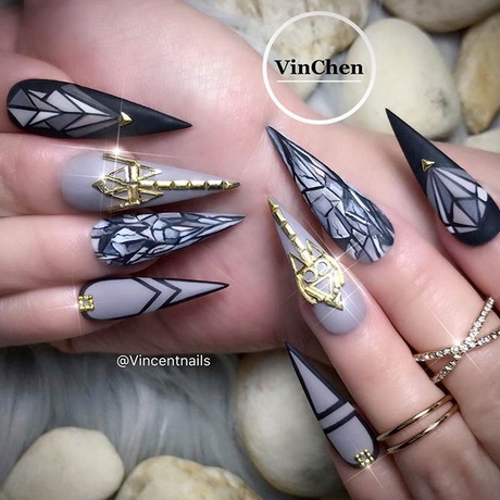 nail-designs-on-stiletto-nails-85_10 Modele de unghii pe unghii stiletto