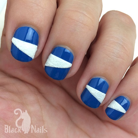 nails-blue-and-white-93_3 Cuie albastru și alb