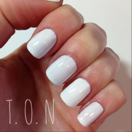 nails-painted-white-13_12 Cuie vopsite în alb