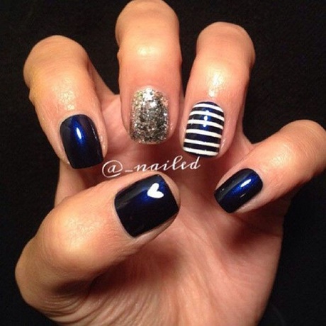 navy-blue-nail-art-designs-73_5 Bleumarin nail art modele