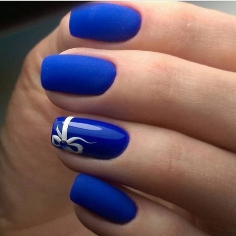 navy-blue-nail-art-designs-73_9 Bleumarin nail art modele