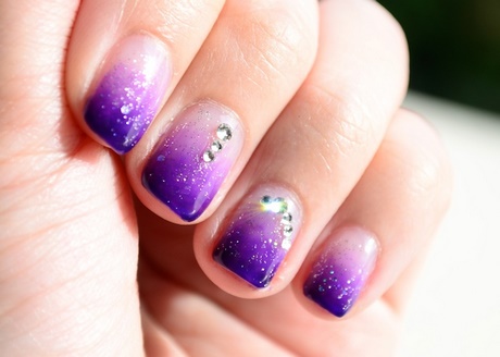 ombre-nails-purple-02_13 Ombre cuie violet