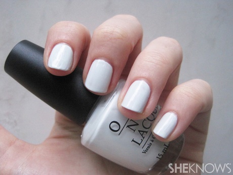 painted-white-nails-25_3 Unghii albe pictate
