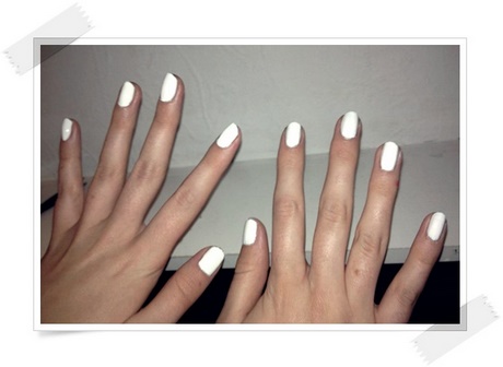 painting-nails-white-00_10 Pictura cuie alb