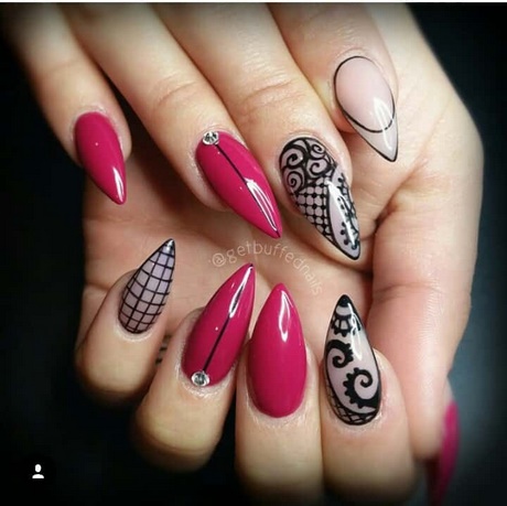 pink-and-black-stiletto-nails-24_16 Roz și negru stiletto Cuie
