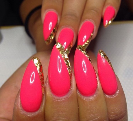 pink-and-gold-stiletto-nails-56_18 Roz și aur stiletto Cuie