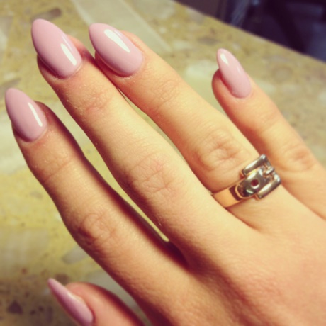 pink-and-white-stiletto-nails-92_18 Roz și alb stiletto Cuie