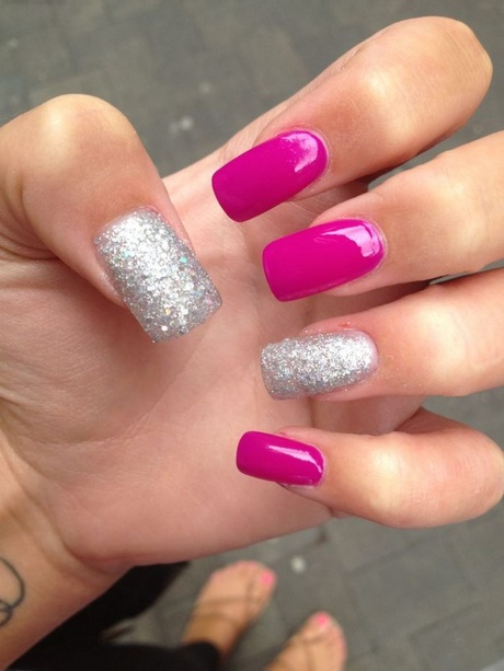 pink-silver-nail-designs-91_15 Modele de unghii de argint roz