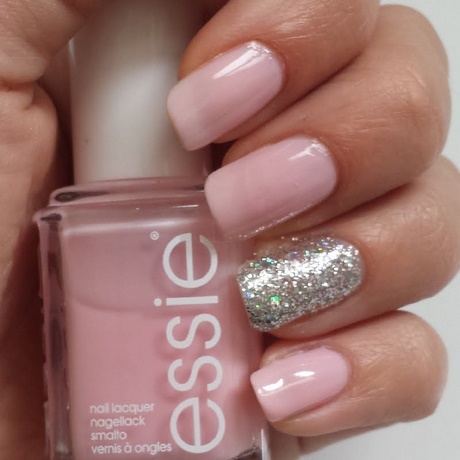 pink-silver-nails-88_14 Unghii de argint roz