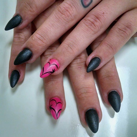 pink-stiletto-nail-designs-29_8 Modele de unghii stiletto roz