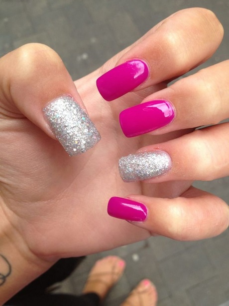 pink-with-silver-nails-23_15 Roz cu unghii de argint