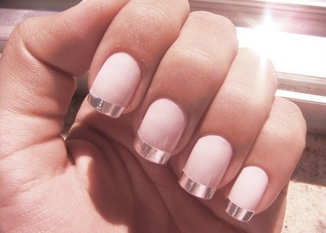 pink-with-silver-nails-23_18 Roz cu unghii de argint