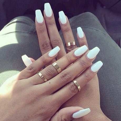 plain-white-nails-49_9 Unghiile albe simple