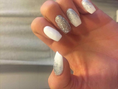 pointed-white-nails-72_14 Unghiile albe ascuțite