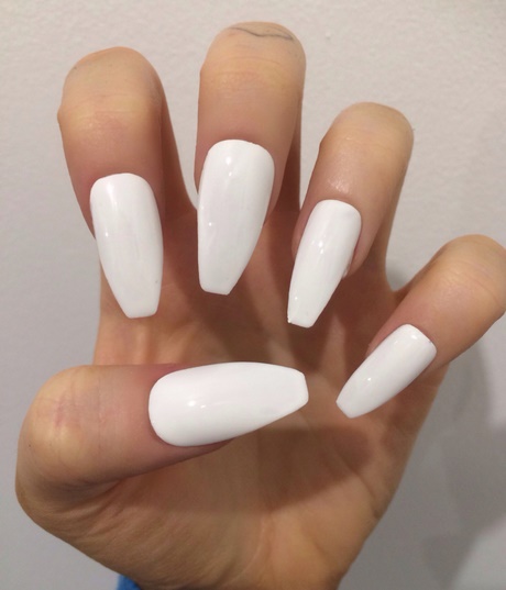 pointed-white-nails-72_18 Unghiile albe ascuțite