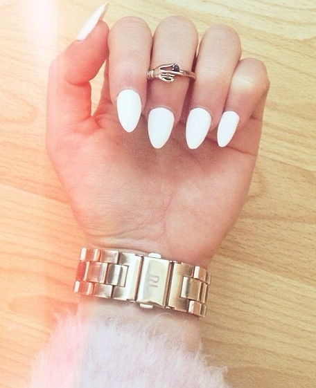 pointed-white-nails-72_2 Unghiile albe ascuțite