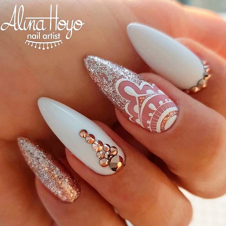 pointed-white-nails-72_4 Unghiile albe ascuțite