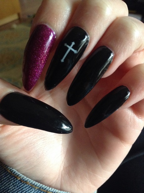 purple-and-black-nails-56_2 Unghii violet și negru