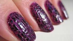 purple-black-nail-designs-66 Modele de unghii negre violet