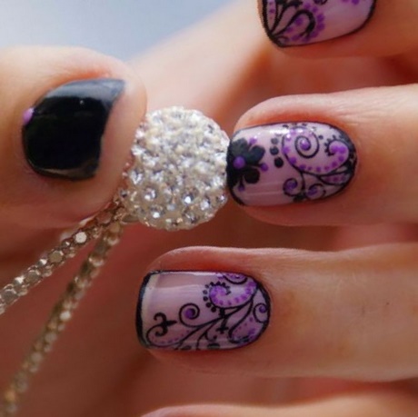 purple-black-nail-designs-66_13 Modele de unghii negre violet