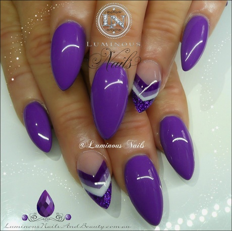 purple-designs-for-nails-38_5 Modele violet pentru unghii
