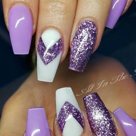 purple-fingernail-designs-42_17 Modele de unghii violet