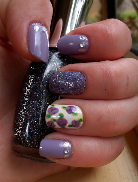 purple-flower-nails-44_18 Unghii de flori purpurii