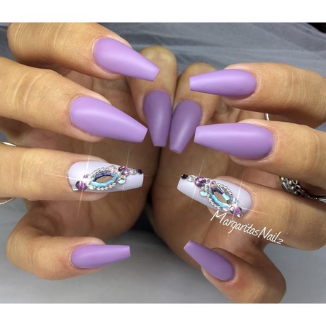 purple-matte-nails-15_15 Unghii violet mat