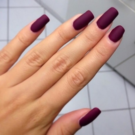 purple-matte-nails-15_17 Unghii violet mat