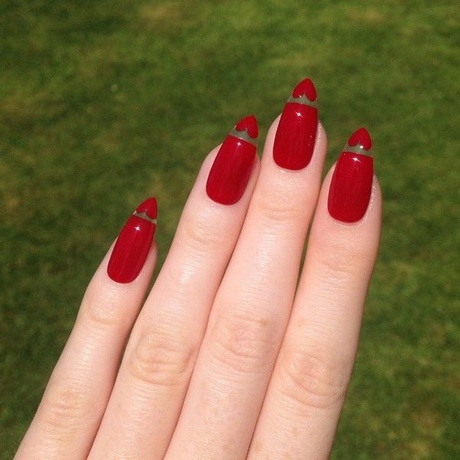red-pointy-nails-22_10 Unghii roșii ascuțite