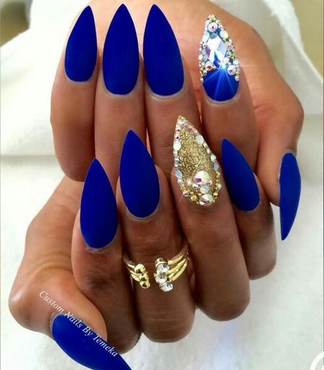 royal-blue-and-black-nail-designs-98_12 Modele de unghii albastru și negru regal