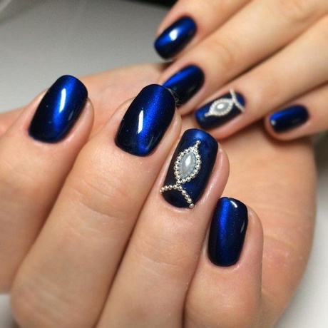 royal-blue-and-black-nail-designs-98_15 Modele de unghii albastru și negru regal