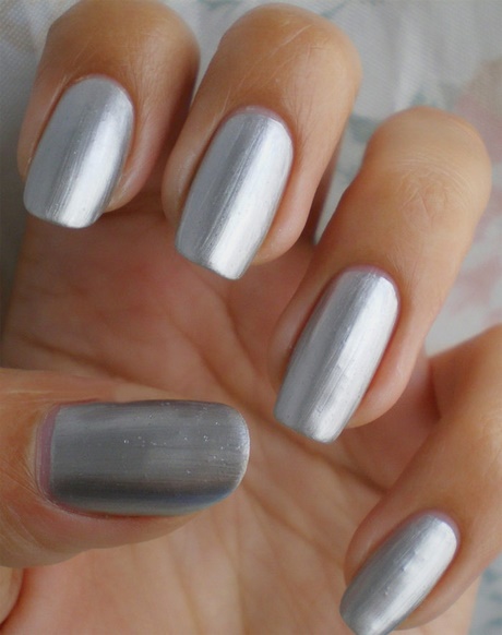 silver-gel-nail-designs-12_17 Modele de unghii cu gel de argint