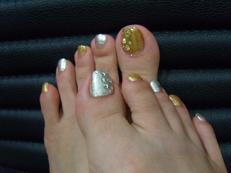 silver-gold-nail-designs-16_9 Modele de unghii de aur de argint